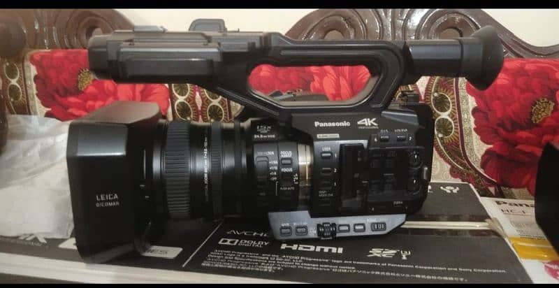 2 piece sony nx100 camcorders and 4 piece Panasonic ux90 4k camcorders 2