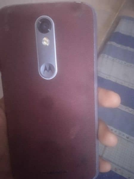 Motorola Droid Turbo 2. and huawai p8 lite 0