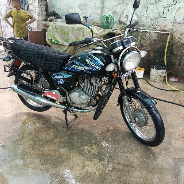 Suzuki 150 GS 13