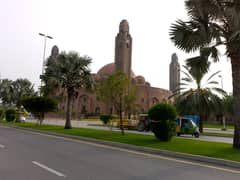 5.75 Marla Commercial Plaza Available For Sale on very Hot Location Of Bahria Town Lahore
