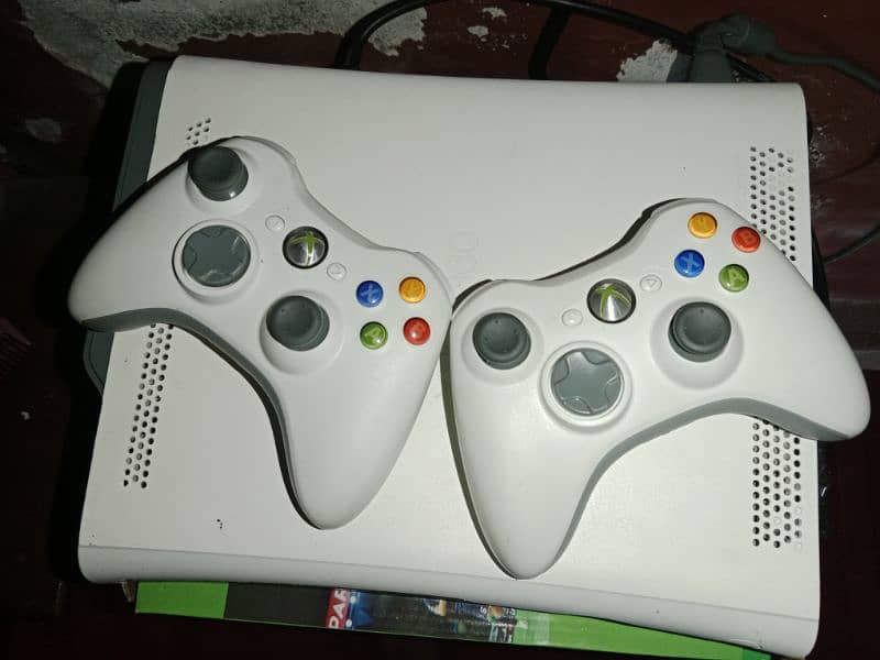 Xbox 360 Fat 320 Gb White 4