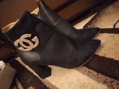 Brand new navy blue heeled boots