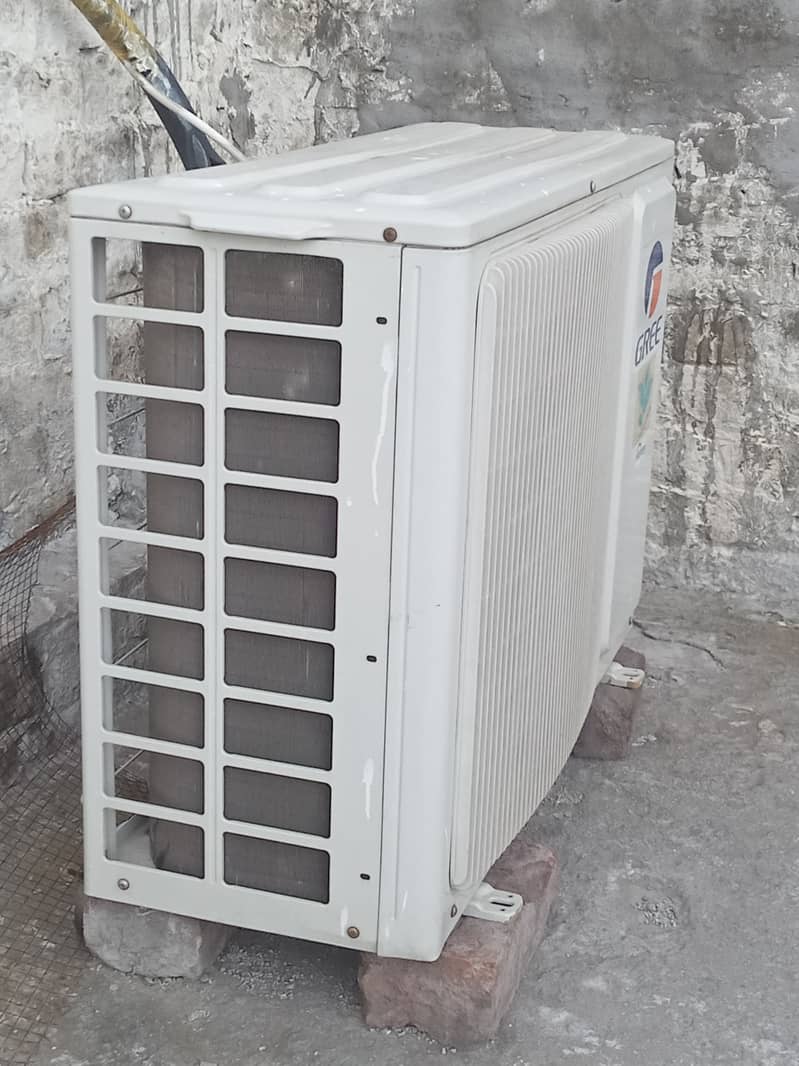 Gree Inverter AC For Sale 1.5 Tons 1