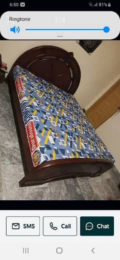 Queen size Dura foam almost new mattress