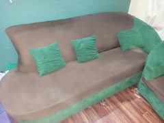 urgent sell seven seater sofa set