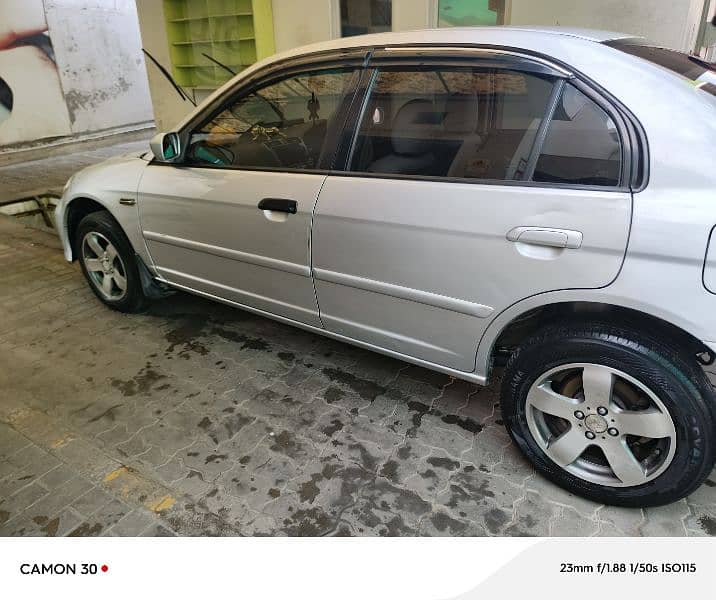 Honda Civic EXi 2006 10