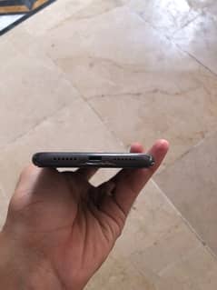 iPhone 11 64 GB Jv