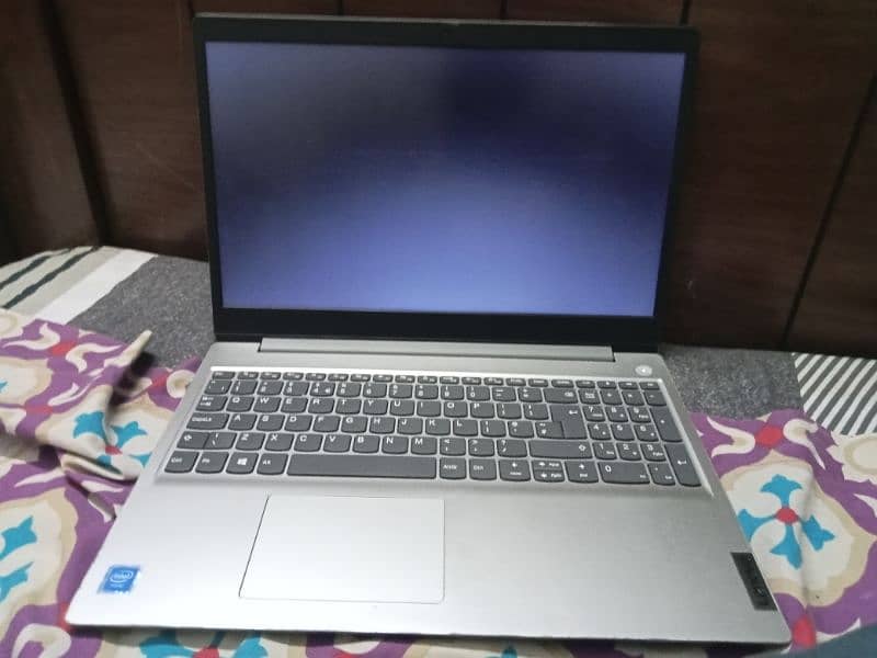 lenovo laptop 10 out of 10 condition 3