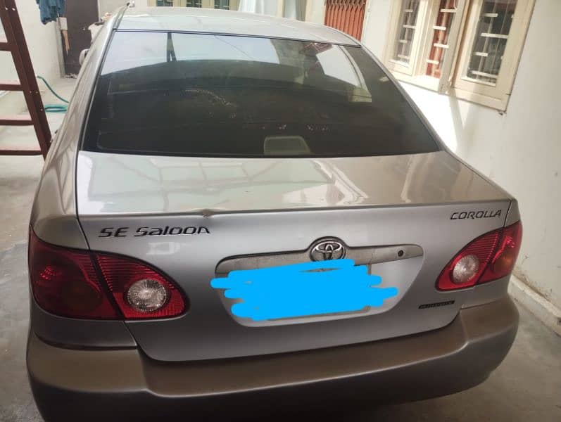 Toyota Corolla SE Saloon 2003 4