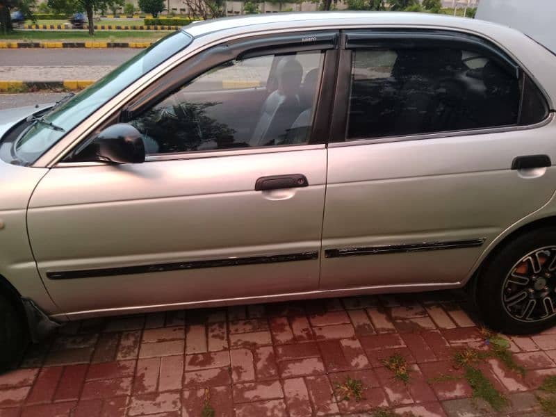 Suzuki Baleno 2003 4