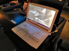 Game Laptop Acer Predator Helios 300 - Special Edition (Slightly Used)