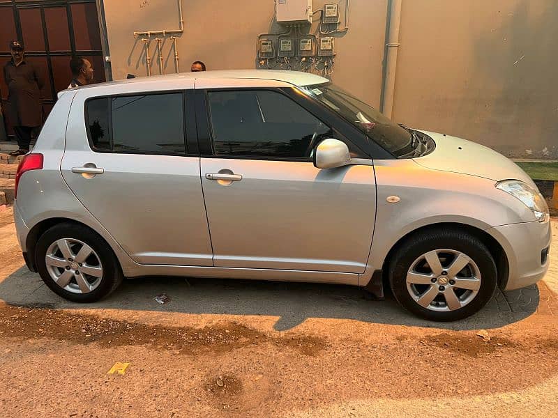 Suzuki Swift 2019 3