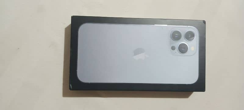 Apple iPhone new 13 pro max 256 GB 3