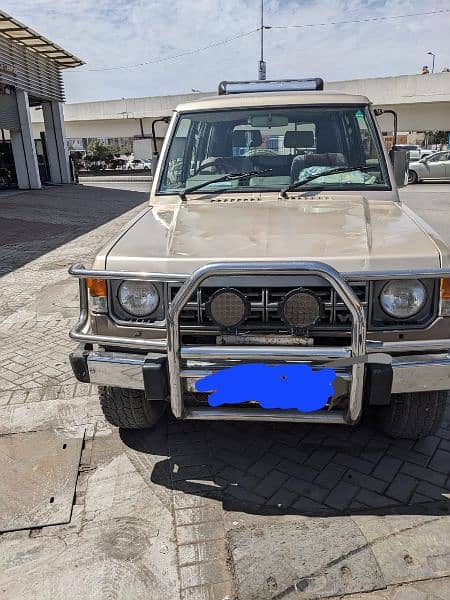 Mitsubishi Pajero 1984 2