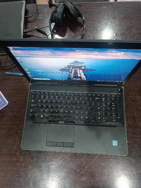 Dell Precision 7520 (Personal Used) 4