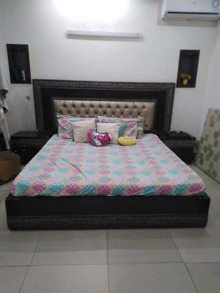 side tables/ bed set/ single bed/ bed room/ furniture/double bed 1