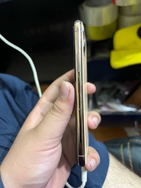 Iphone 11 pro pta approved 64gb  81 health all ok no issue waterpack 2