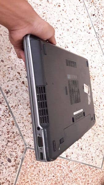 urgent sell. . DELL laptop core i7 3rd GEN LATITUDE 8 GB 1