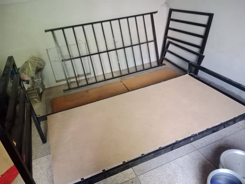 Iron bed set/bed set/single bed (two single bed) with metres 1