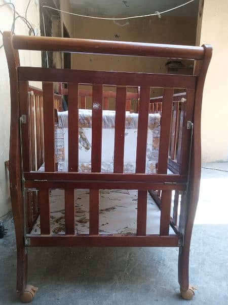 Imported baby cot 3