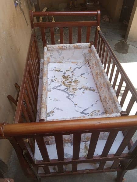 Imported baby cot 4