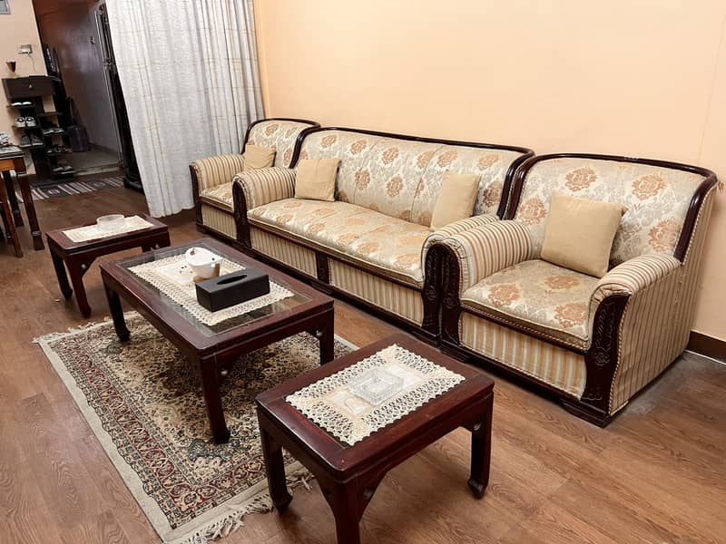 Wooden Sofa Set with Fresh Covers and Tables 3