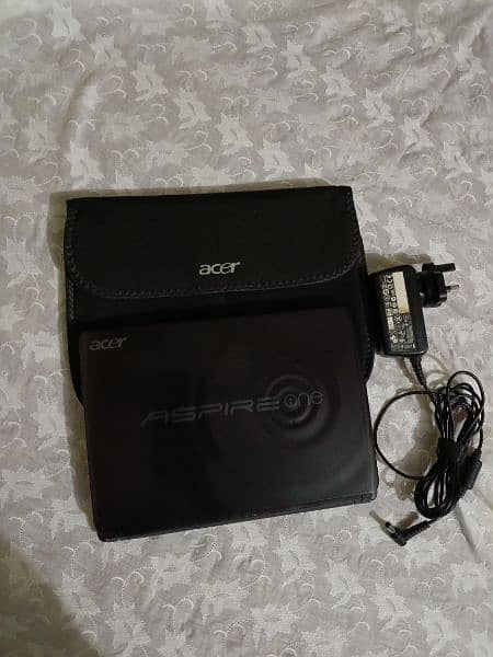 Acer aspire one 2gb/250gb 2