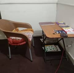 Jumbo size  study table and a chair for sell