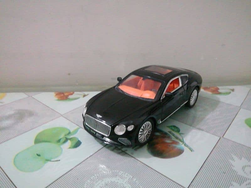 Toy Bentley die cast car 1:24 scale 0