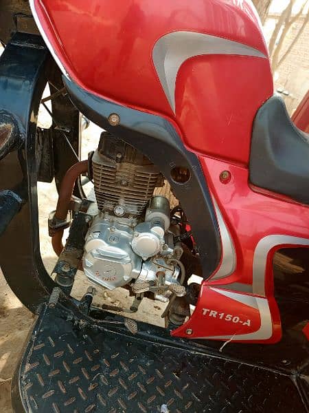 TEZ RAFTAR Loader 150 CC 2