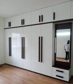 Movable Almari Wardrobes Wall to Wall Cabinet Are Available