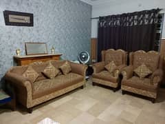 5 seater sofa set just like a new