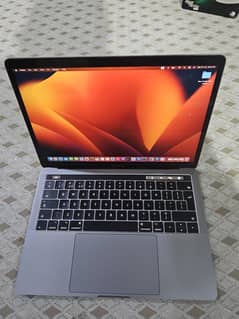 Macbook Pro 13" (Late 2017), Core i5, 8GB RAM, 256 SSD