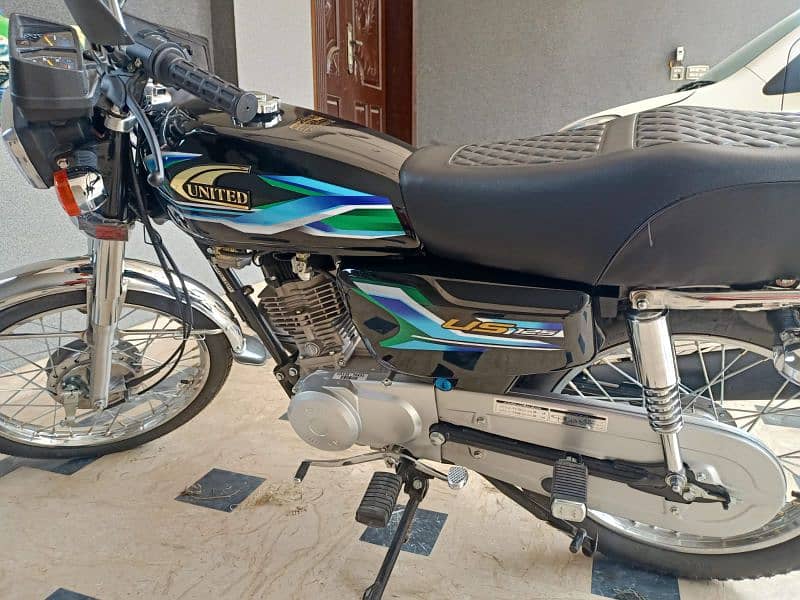 United 125 2024 model/Honda 125 3