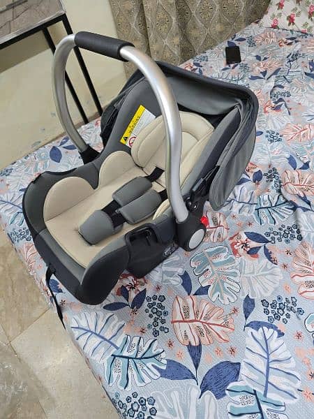 Infant Baby Car Seat Carry cot 1