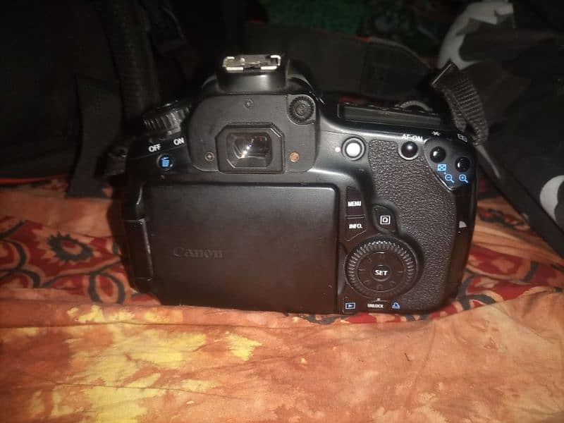 DSLR Canon 60D body kit with 18-135mm Lens 4