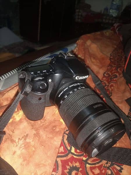 DSLR Canon 60D body kit with 18-135mm Lens 5