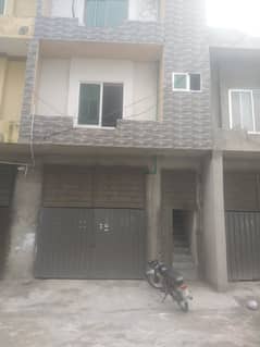 For Bachelor & Office 3 Marla 1st Floor Independent Flat 2 Bed Attach Bath TVL Kitchen Near UMT PIA Road Johar Town For Rent
