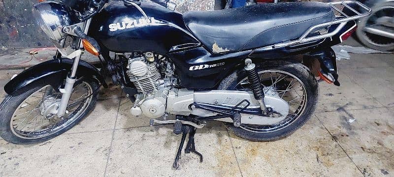 suzuki GD 110 for sel total genian all ok exchange  honda 70 22 modal 2