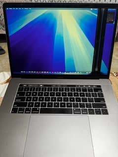 MacBook Pro 2018 15 inch 16/512 i7