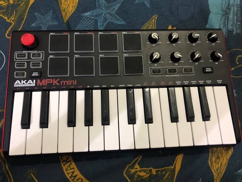 AKAI MPK mini 1