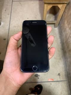 iphone 7 32Gb Pta Approved