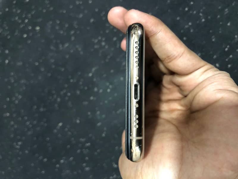 iphone Xs NON PTA 256GB FACTORY UNLOCKED 0