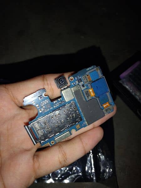 Samsung m30s board , mi note 7 board . 4