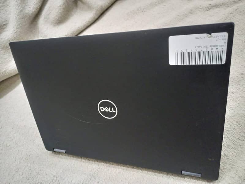 Dell latitude e7390 core i5 -8 generation 8/ 256 SSD 3