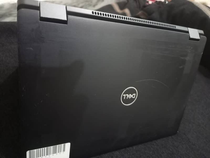 Dell latitude e7390 core i5 -8 generation 8/ 256 SSD 4