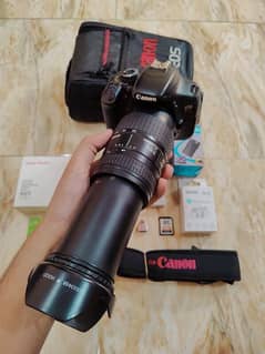 AZADI OFFER DSLR CAMERA CANON/ NIKON with blur lens 03032874479