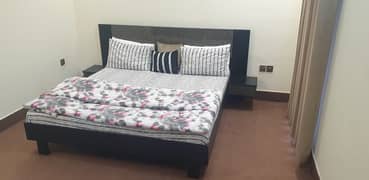 King-sized Bed with two side tables - Habitt - Rs: 55,000