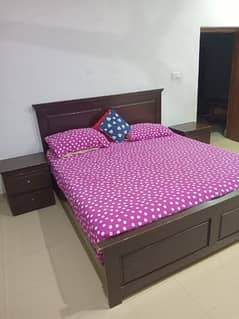Double Bed Set plus Dressig Table