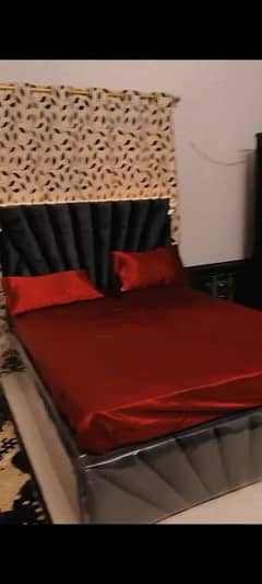 queen bed black color without Mattress